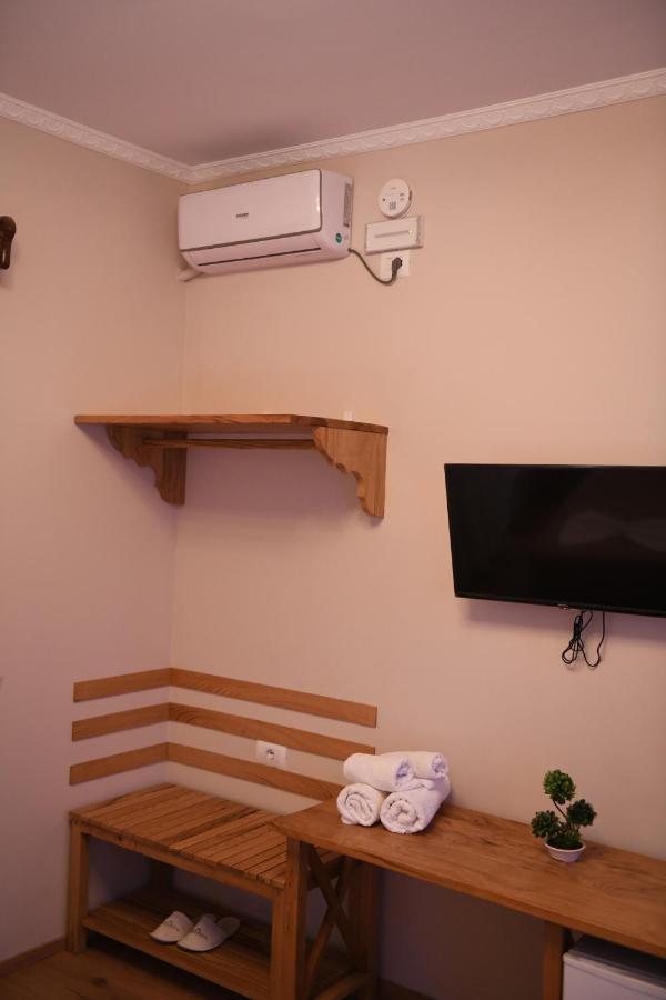 Guesthouse Leo Berat Exterior foto