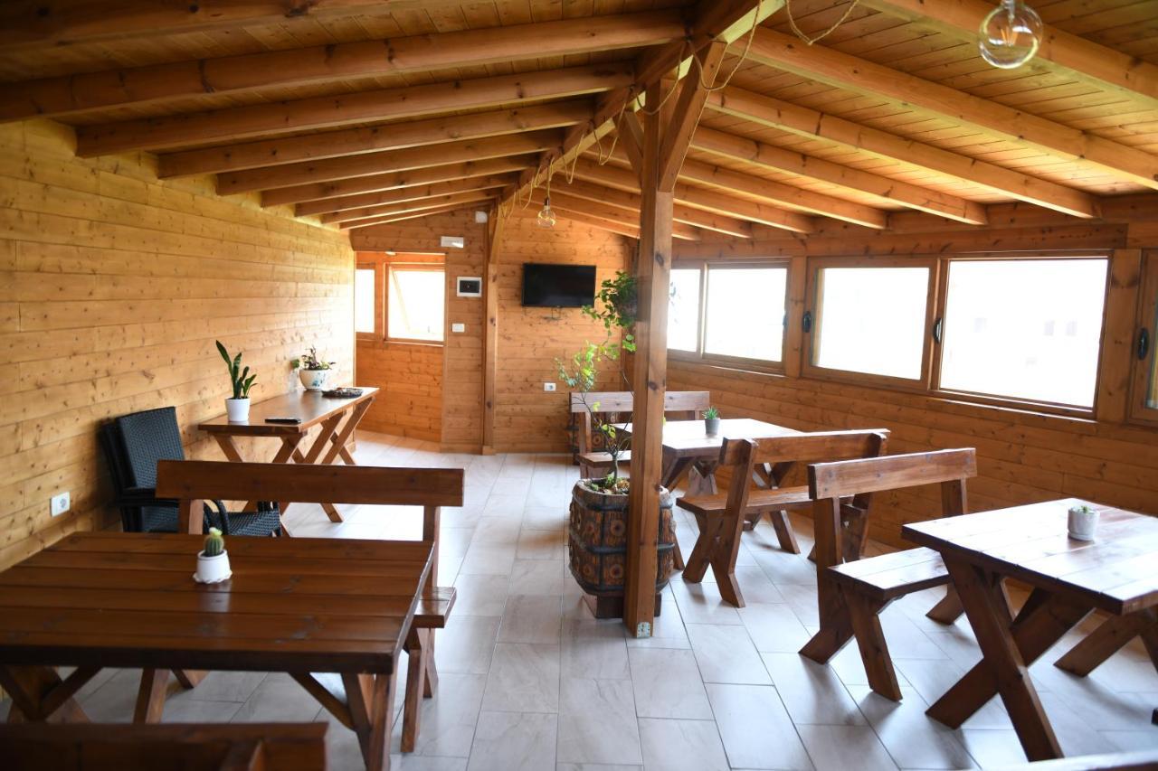 Guesthouse Leo Berat Exterior foto