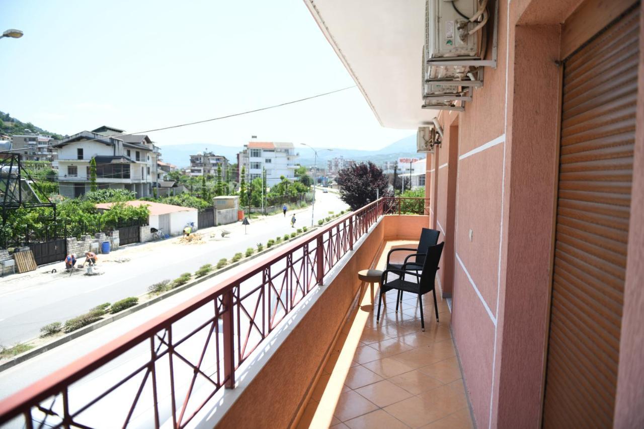 Guesthouse Leo Berat Exterior foto